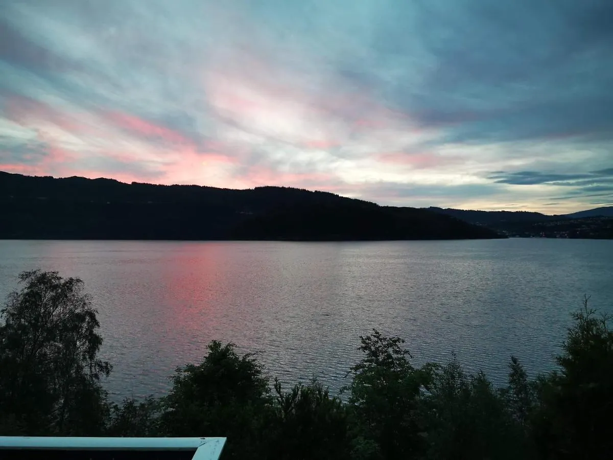 Bergen Sunrise Terrace Apartment 0*,  Noruega